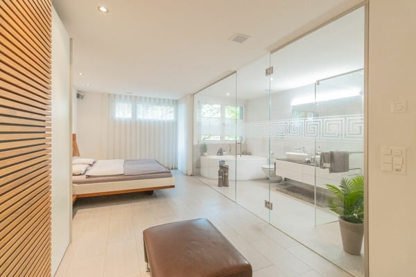 Hochwertige 1.5-Terrassenwohnung - Exklusives Wohnerlebnis mit spektakulärer Weitsicht 10