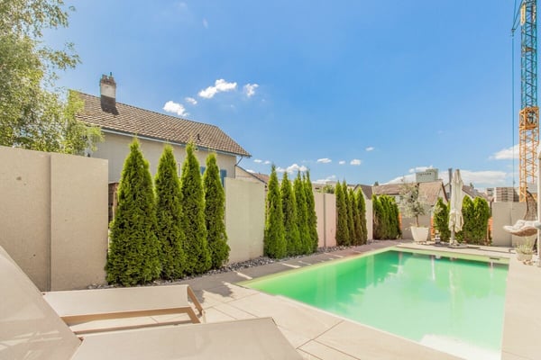 Design trifft Wohnkomfort - 1.5-Zimmer-Einfamilienhaus mit hochwertigem Ausbau und Aussenpool 5