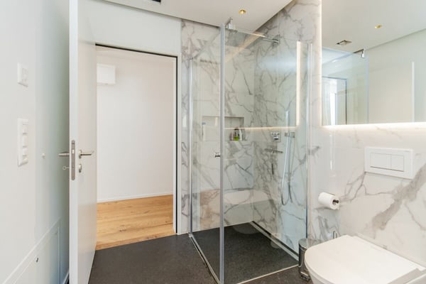 Design trifft Wohnkomfort - 1.5-Zimmer-Einfamilienhaus mit hochwertigem Ausbau und Aussenpool 16