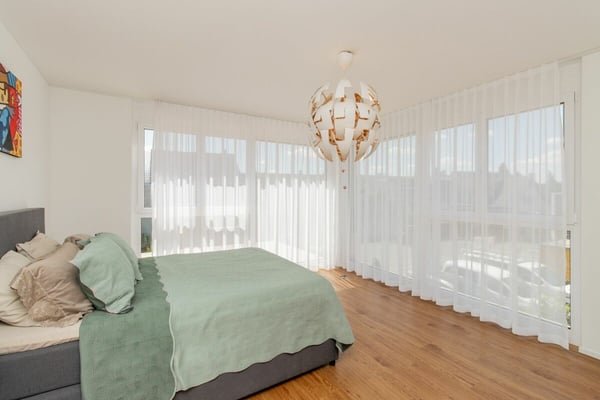 Design trifft Wohnkomfort - 1.5-Zimmer-Einfamilienhaus mit hochwertigem Ausbau und Aussenpool 14