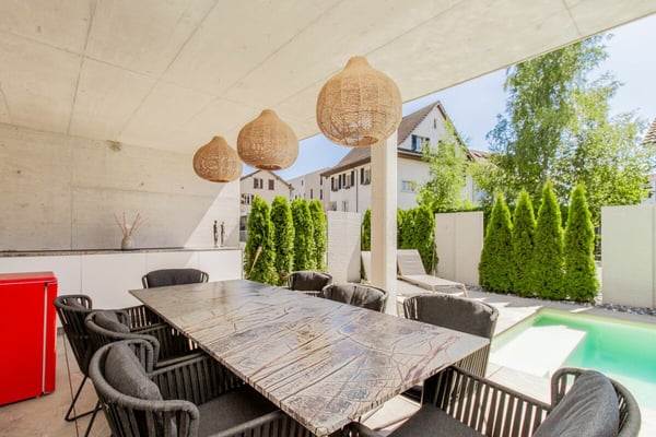 Design trifft Wohnkomfort - 1.5-Zimmer-Einfamilienhaus mit hochwertigem Ausbau und Aussenpool 6