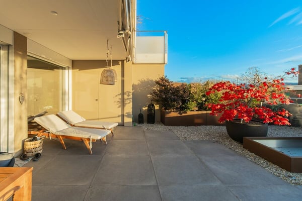 Hochwertige 1.5-Zimmer Terrassenwohnung 16