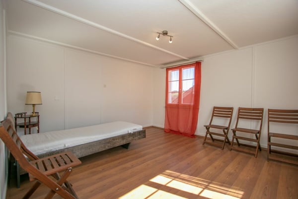 Grosszügige 1.5-Zimmer Wohnung in Stadtnähe mit Seesicht 4