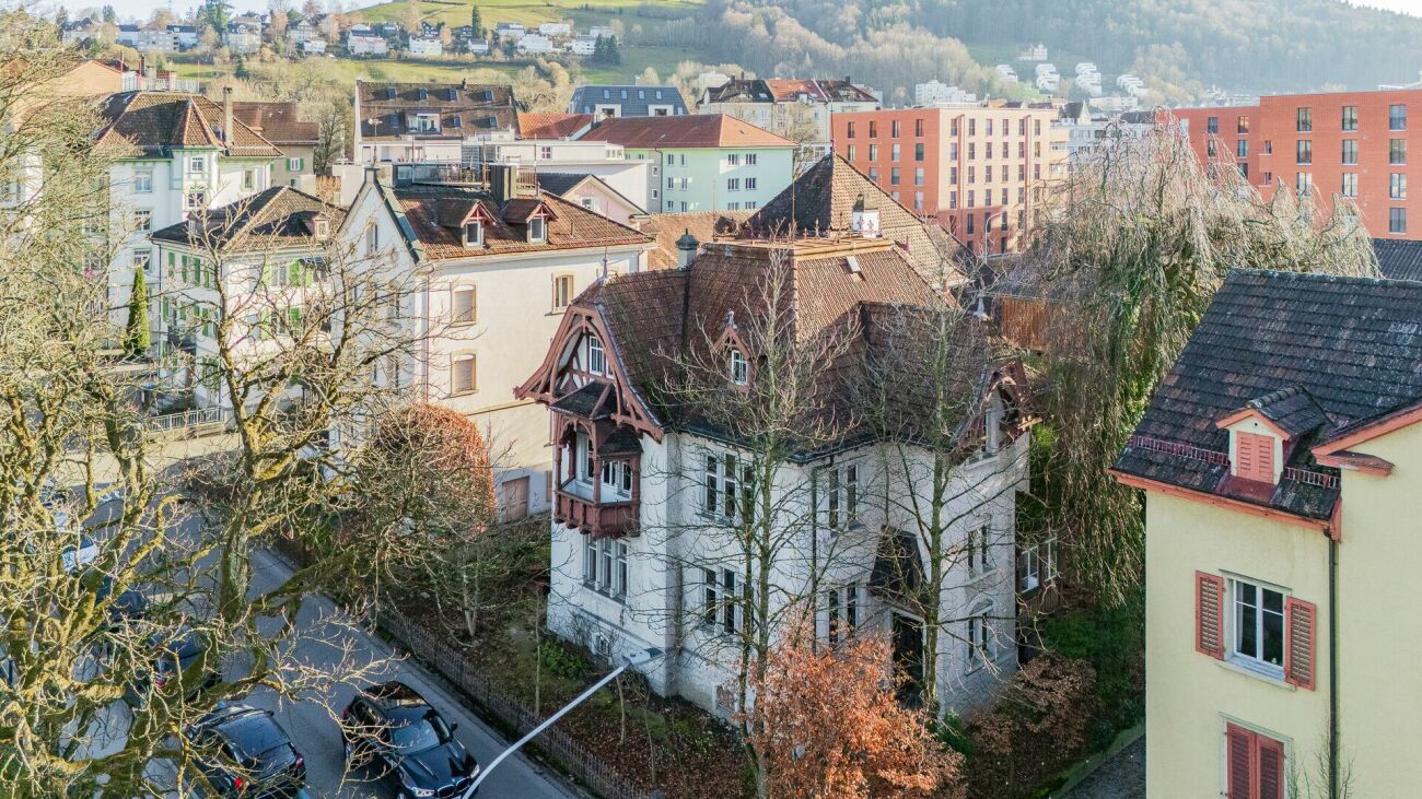 Stilvolle 15.5-Zimmer-Stadtvilla an bevorzugter Parklage