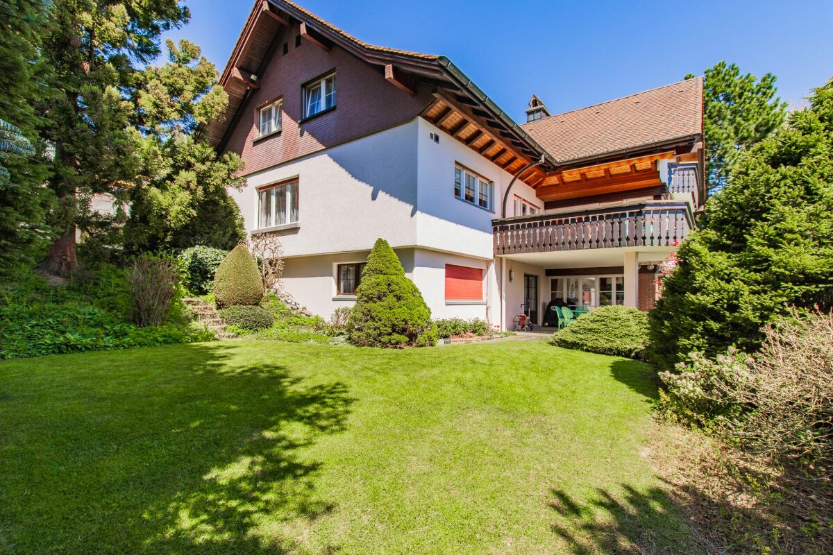 7.5-Zimmer Landhausvilla an erstklassiger Aussichtslage