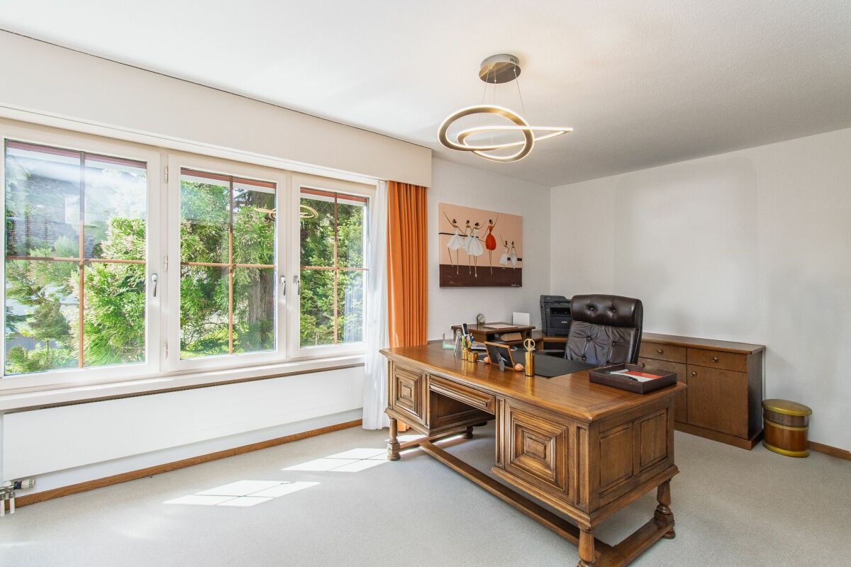 7.5-Zimmer Landhausvilla an erstklassiger Aussichtslage