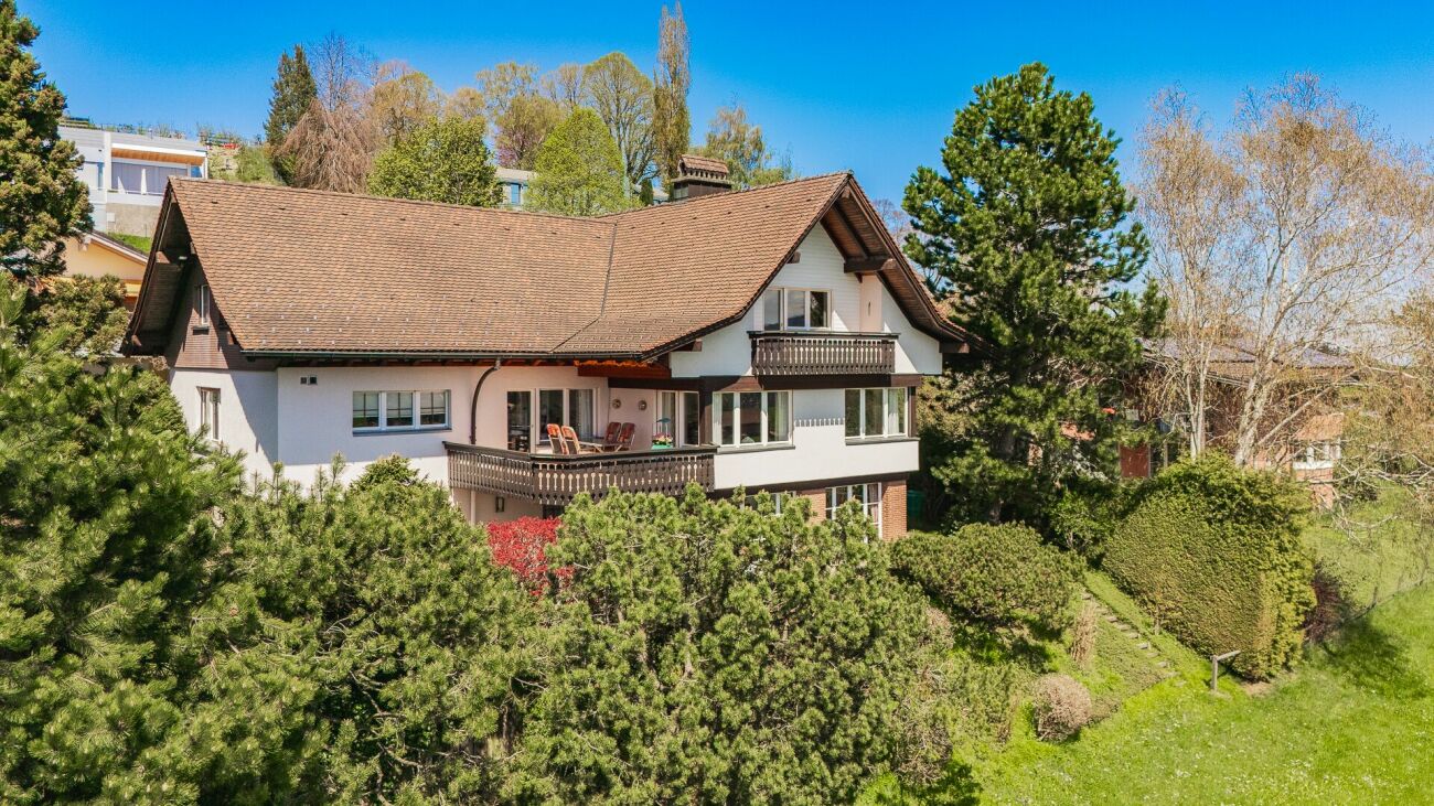 7.5-Zimmer Landhausvilla an erstklassiger Aussichtslage