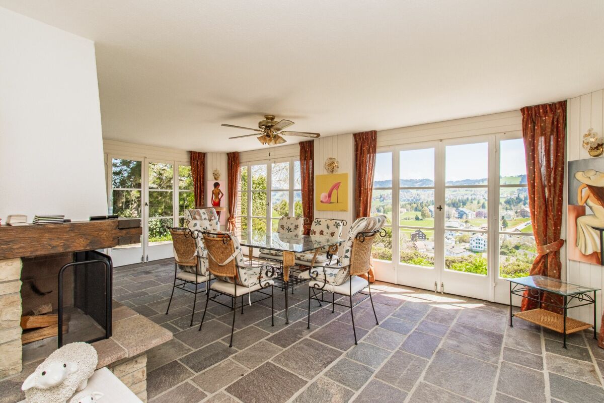 7.5-Zimmer Landhausvilla an erstklassiger Aussichtslage
