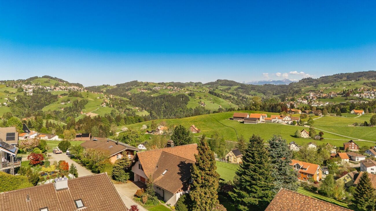 7.5-Zimmer Landhausvilla an erstklassiger Aussichtslage