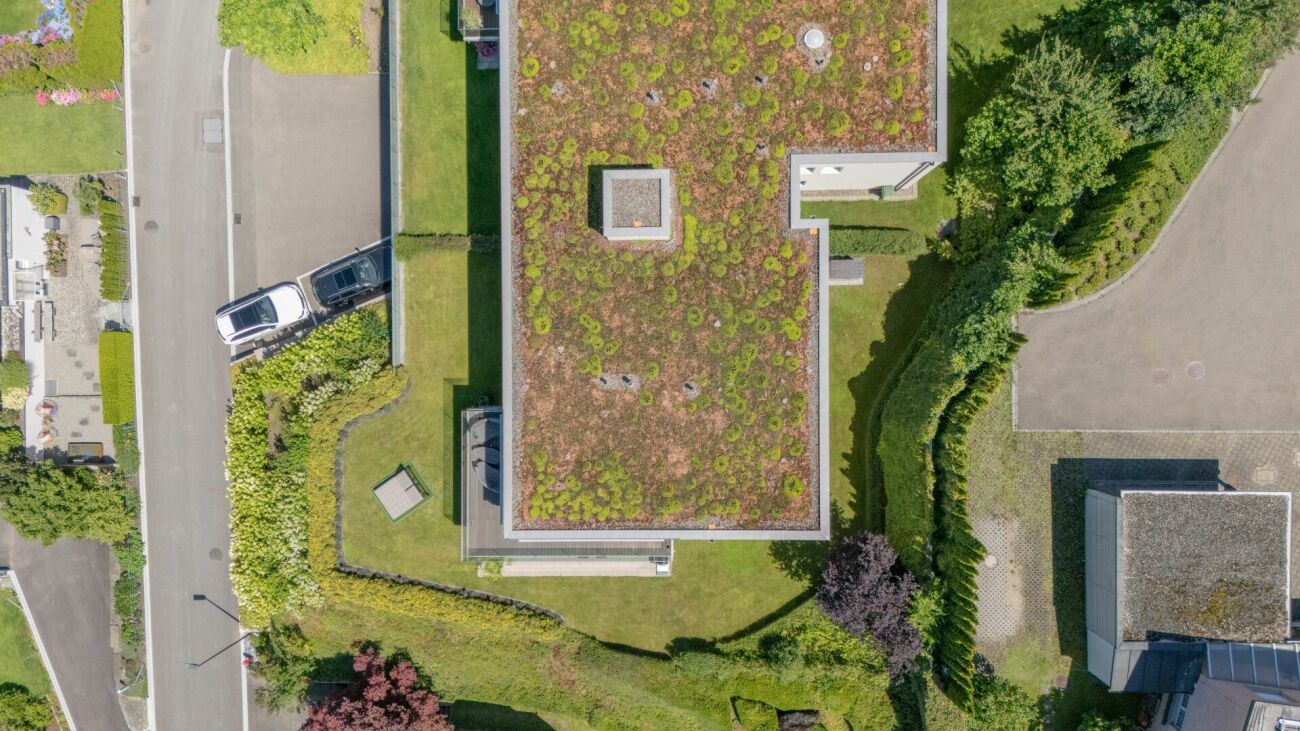 Ein Logenplatz über dem Bodensee - Edle Gartenwohnung mit Panoramasicht