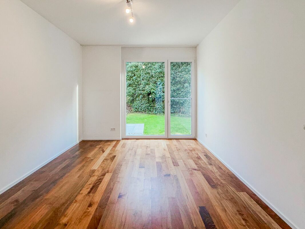 Ein Logenplatz über dem Bodensee - Edle Gartenwohnung mit Panoramasicht