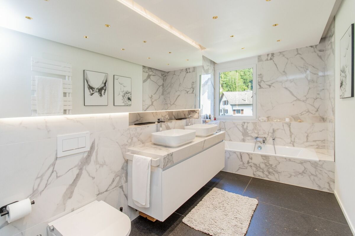 Premium-EFH mit hochwertigem Ausbau und Aussenpool