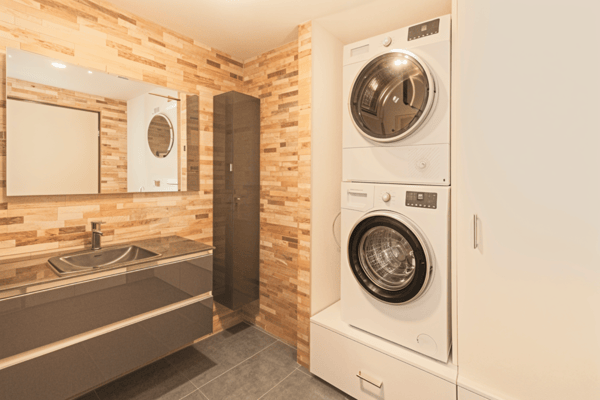 5.5-Zimmer-Maisonettewohnung mit sonnigem Balkon und moderner Ausstattung 6