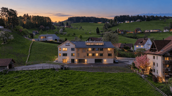 DER Logenplatz über dem Bodensee - 5.5-Zimmer-Maisonette in Vollholzbauweise mit traumhafter Seesicht 3