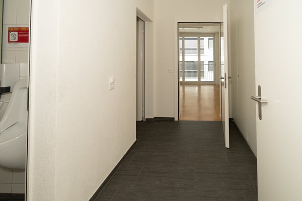 Gewerbe- und Büroräumlichkeiten warten auf neue Mieter 4