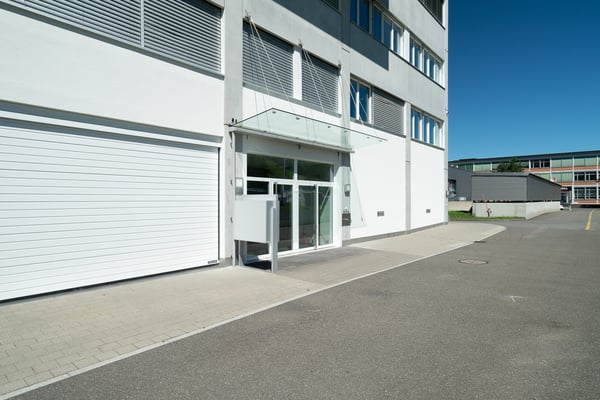 Gewerbe- und Büroräumlichkeiten warten auf neue Mieter 7