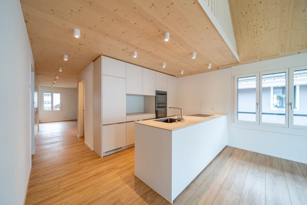 1.5 Zimmer Neubau Maisonettewohnung über dem Nebel in Einsiedeln 2