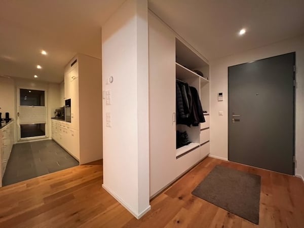 Grosszügige 1.5 Zimmerwohnung mit Blick ins Grüne 4