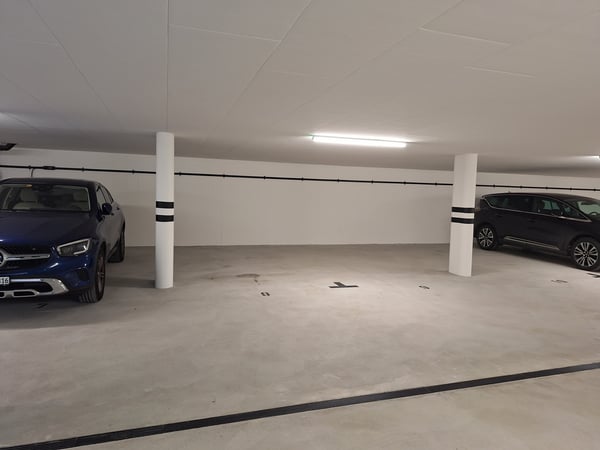 Einstellplätze in geschlossener Tiefgarage - Möglichkeit E-Ladestation 2