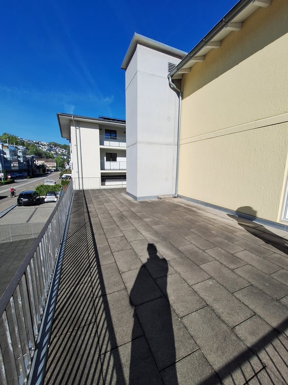 Attraktive Wohnung mit traumhafter Seesicht in Bäch SZ 7