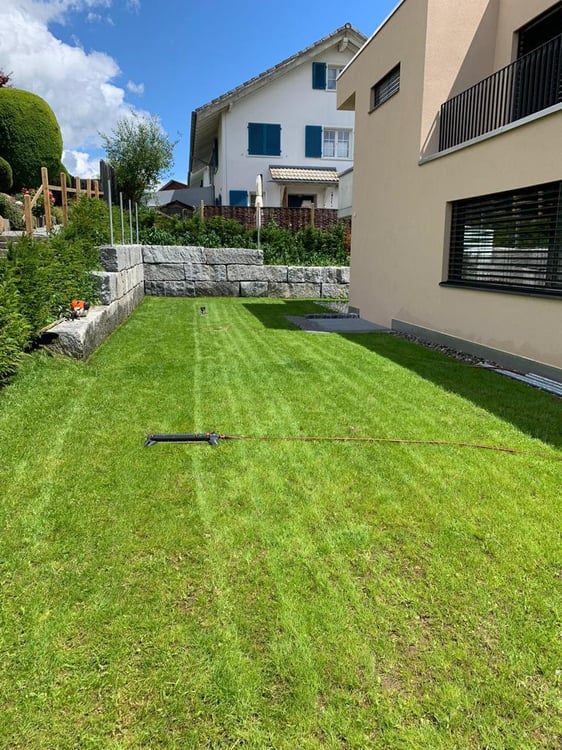Exklusives 5.5-Zimmer-Einfamilienhaus mit hochwertigem Eigentumsstandard und grosszügigem Garten 16