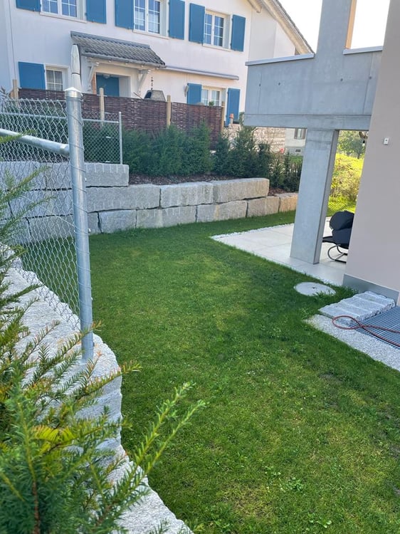 Exklusives 5.5-Zimmer-Einfamilienhaus mit hochwertigem Eigentumsstandard und grosszügigem Garten 17