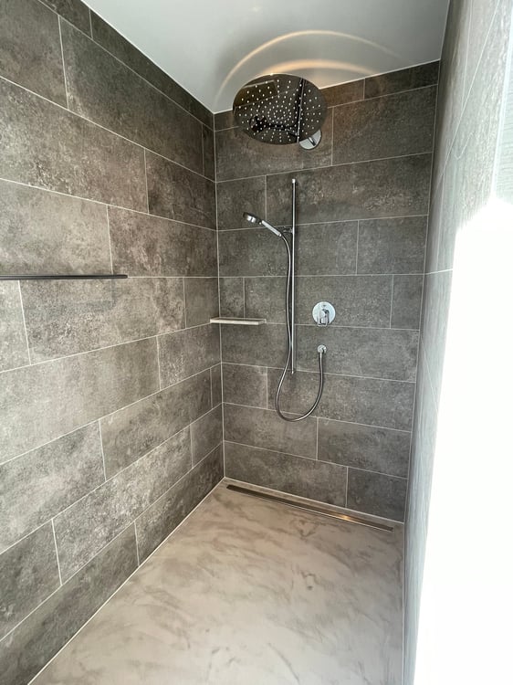 Exklusives 5.5-Zimmer-Einfamilienhaus mit hochwertigem Eigentumsstandard und grosszügigem Garten 8