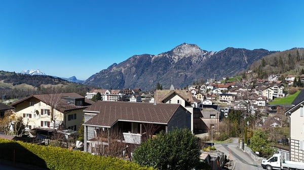 1025m2 Bauland in Morschach 1