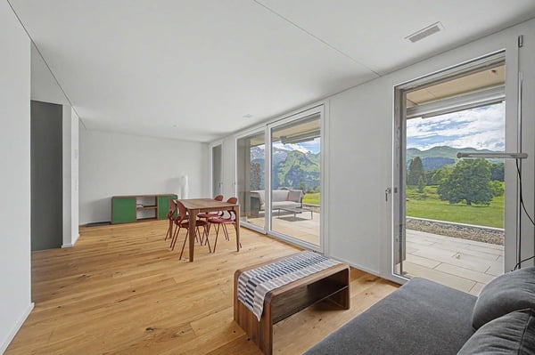 Moderne 1.5-Zimmer-Wohnung mit Panoramasicht in Illgau (St. Karl) 11