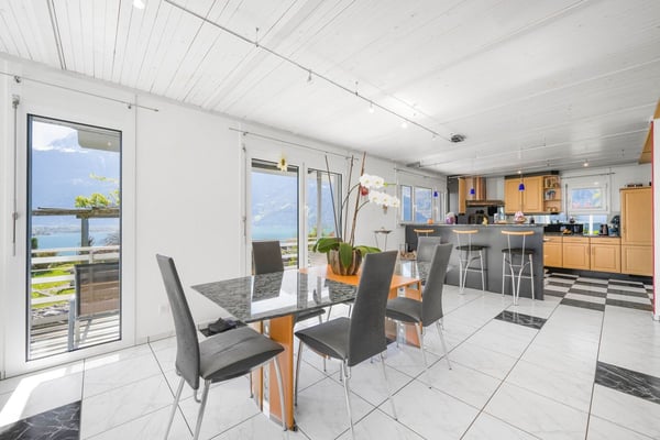 Einfamilienhaus-Paradies mit Panoramaaussicht 12