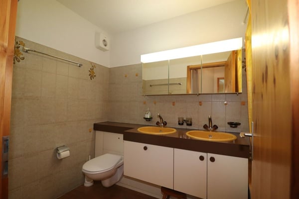 3 1/2 Zimmer-Wohnung mit Balkon 8
