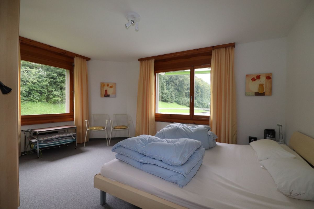 3 1/2 Zimmer-Wohnung mit Balkon