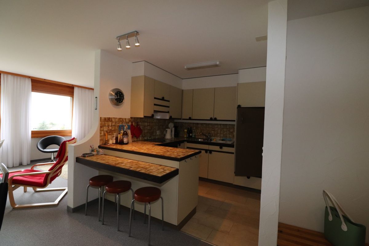 3 1/2 Zimmer-Wohnung mit Balkon