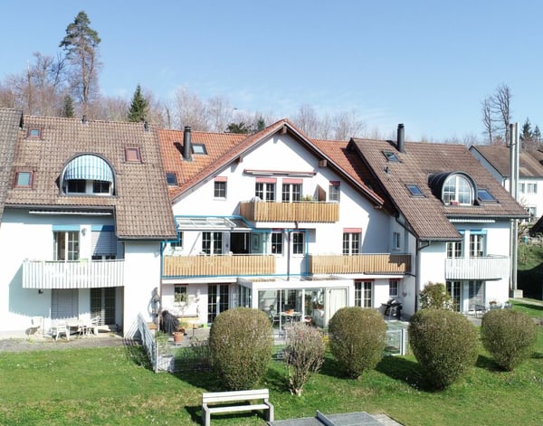 Wunderschöne 4 1/2 Zimmer-Wohnung 1