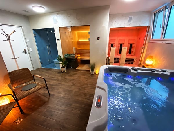 Exklusiv wohnen mit Fitness und Wellnessmöglichkeit kostenlos dabei 2