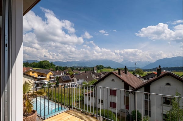 Modernes 6.5 Zi.- EFH, Studio und Erweiterungspotential 6