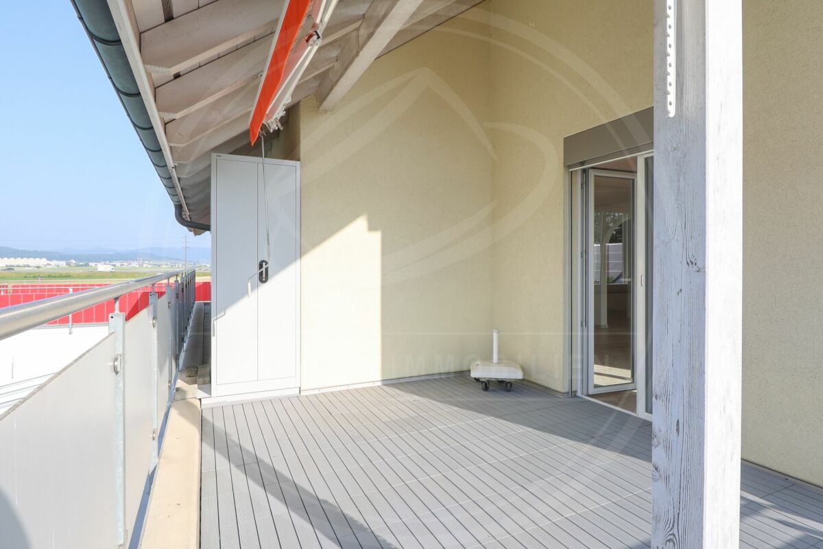 Grosszügige 3½-Zimmer-Wohnung im 1. OG in Birrhard zu vermieten