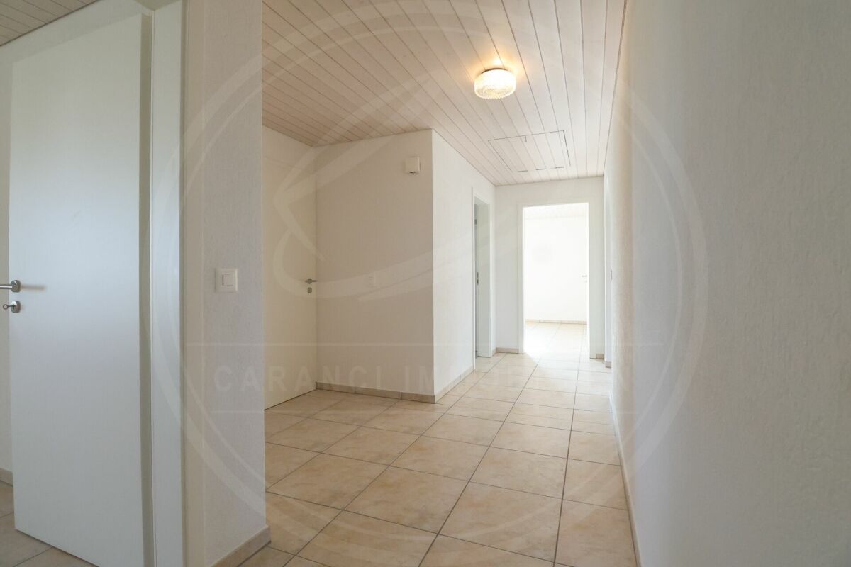 Grosszügige 3½-Zimmer-Wohnung im 1. OG in Birrhard zu vermieten