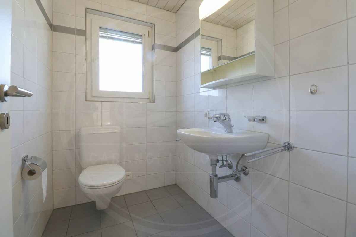 Grosszügige 3½-Zimmer-Wohnung im 1. OG in Birrhard zu vermieten