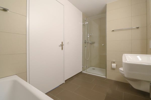 Wohnen mit Komfort: Dachwohnung mit direktem Liftzugang 10