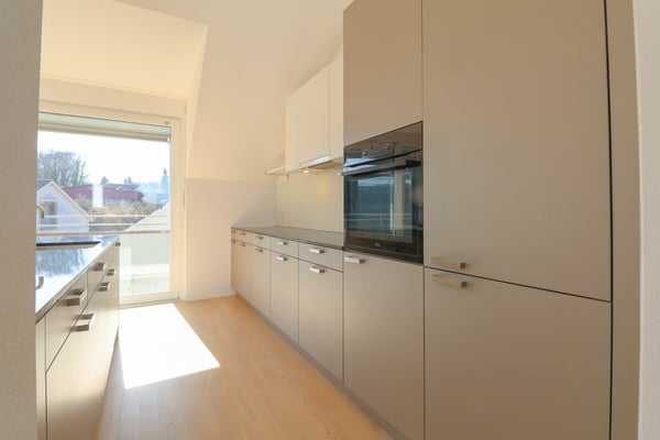 Wohnen im Alter - Grosszügig und bequem wohnen - Dachwohnung mit privatem Liftzugang 6