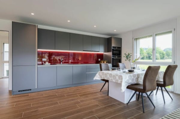 Moderne 2½-Zimmer-Wohnung ab sofort zu vermieten 4