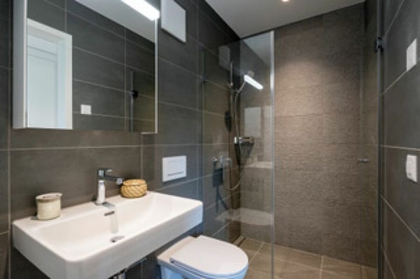 Moderne 2½-Zimmer-Wohnung ab sofort zu vermieten 8
