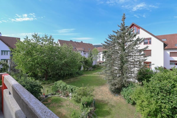 Frisch renovierte und helle Wohnung mit…