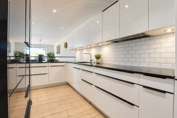 Modernes 6½-Zimmer-Reiheneinfamilienhaus mit Ausblick ins Grüne 4