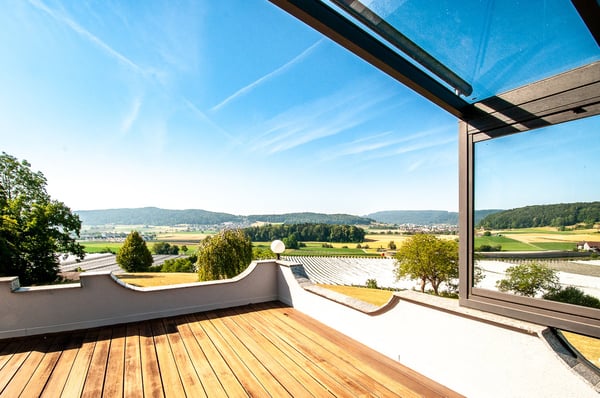 Traumhaftes EFH mit Pool und privatem Waldstück an herrlicher Aussichtslage 3