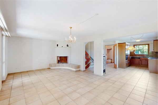 Familienfreundliches 1.5-Zi-Eckreihenhaus mit Garten, Cheminée und viel Potenzial in Leuggern 3