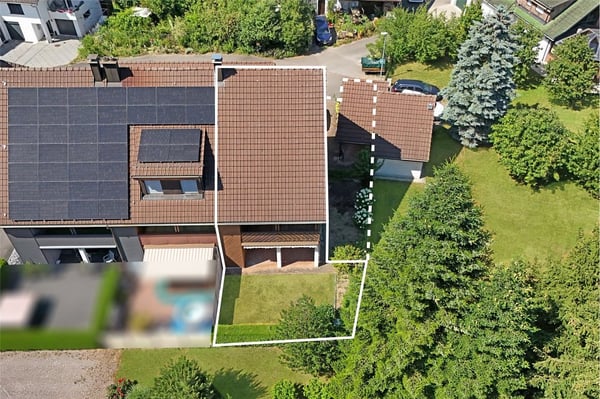 Familienfreundliches 1.5-Zi-Eckreihenhaus mit Garten, Cheminée und viel Potenzial in Leuggern 2