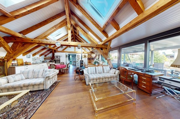 MFH Umbau-Projekt 3 - 4 Wohnungen im EG oder Praxis, Büro, Gewerbe; im OG: TOP 3.5 Zi-Dachwohnung 1