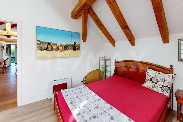 MFH Umbau-Projekt 3 - 4 Wohnungen im EG oder Praxis, Büro, Gewerbe; im OG: TOP 3.5 Zi-Dachwohnung 11